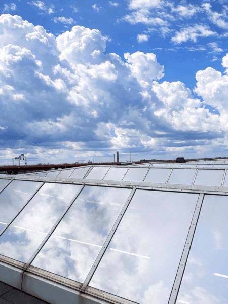 Film på takfönster i Gamlestan